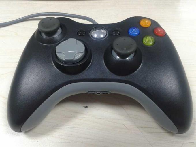 Solid Black XBOX One Gamepad , Vibration Wired Game Controller